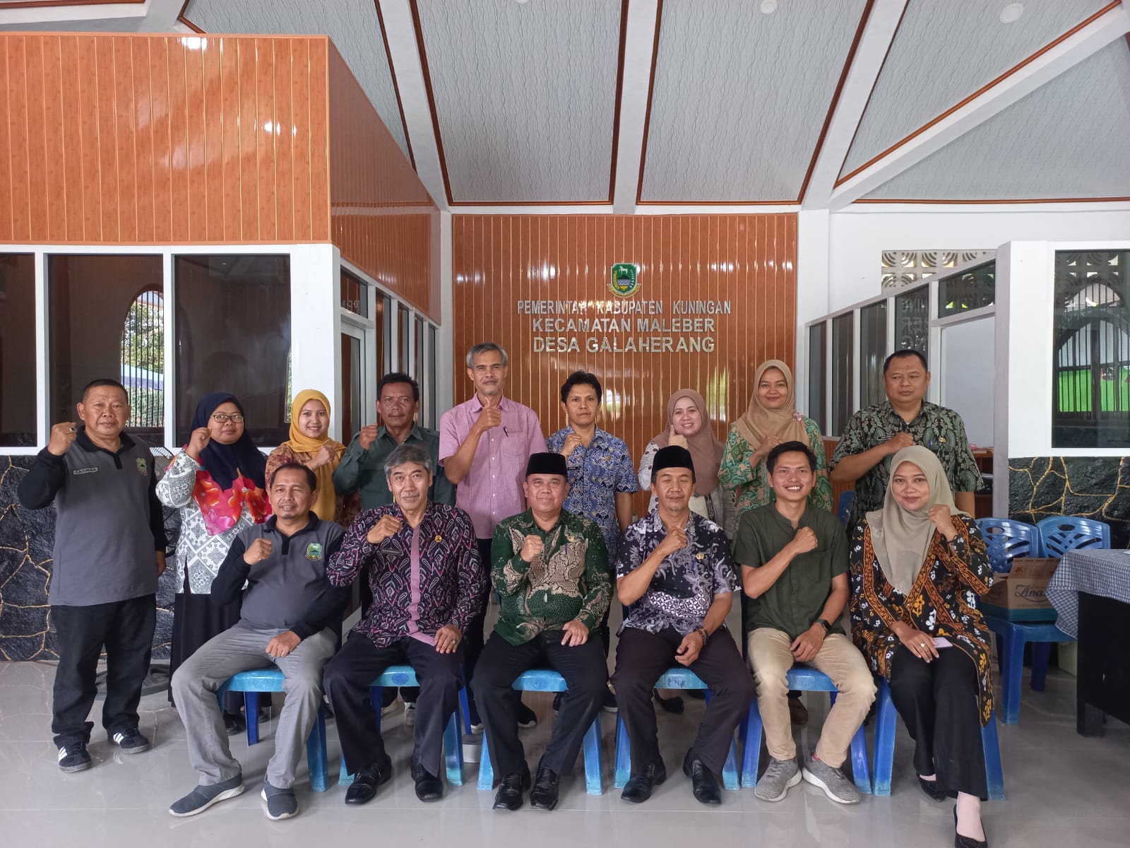 KEGIATAN EVALUASI RAPERDES APBDES DAN RAPERKADES PENJABARAN APBDES TAHUN 2025